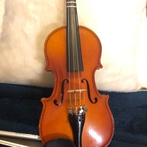 Mini violin